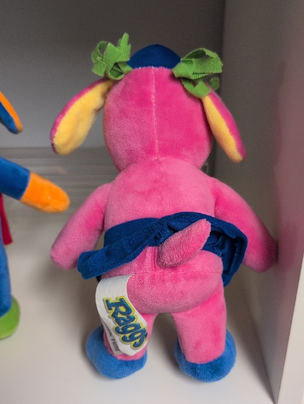 9" RAGGS Plush Fiesta Trilby And Raggs Blue And Pink Dog Collectible Y2k - Picture 4 of 8